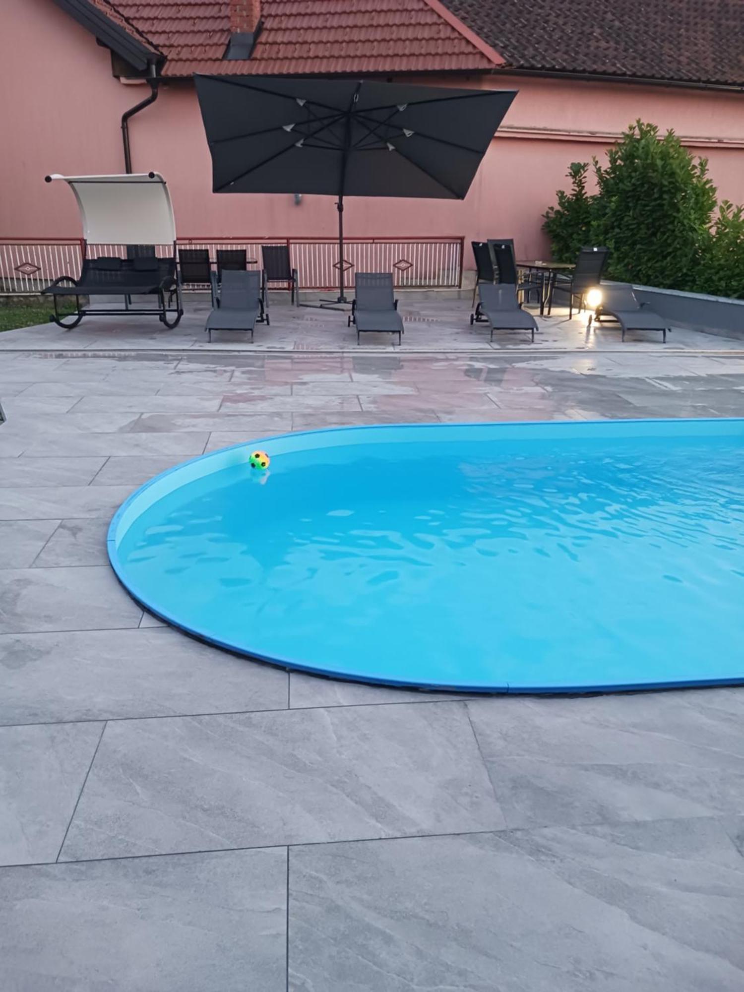 Maja Apartment Velika Gorica Ngoại thất bức ảnh